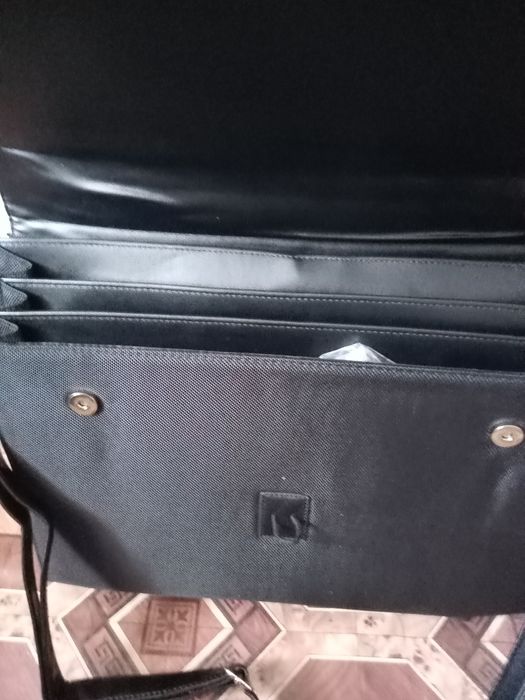 Продам мужской сумки.