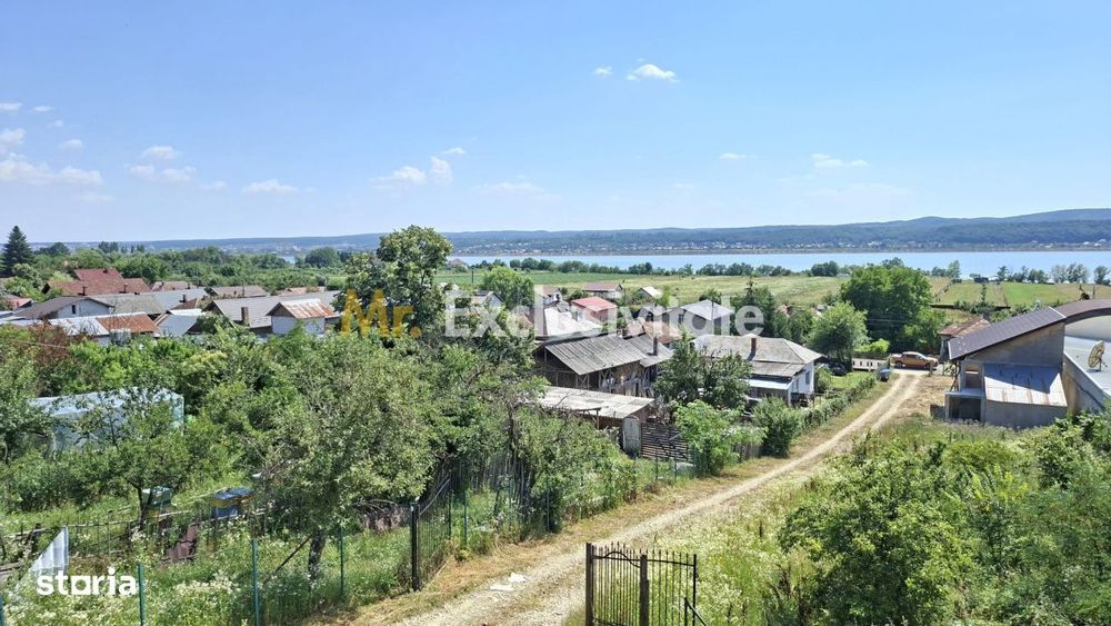 Casă-Pensiune Agroturistica spatioasa P+M Budeasa cu vedere la lac