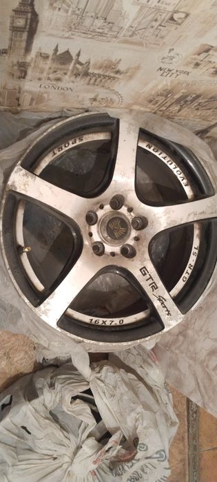 Продам диски r16