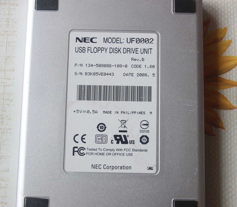 NEC USB Floppy Disk Drive  -  флопи за дискети  3.5"