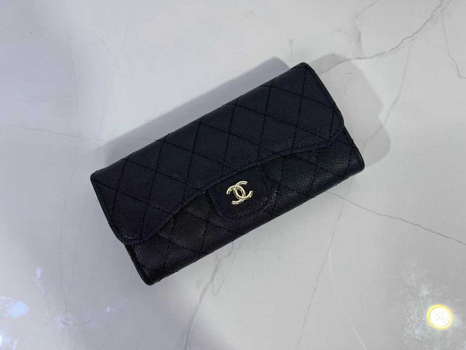 Aduc pe comanda Portofele CHANEL orice model