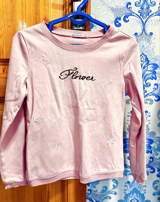 Женские куртки и жемпера за 30000 сум