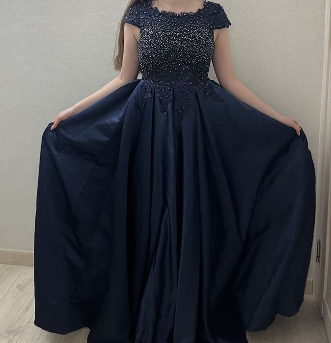 платье на выпускной