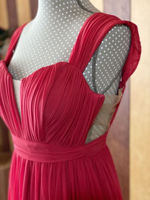 Vand rochie din tulle