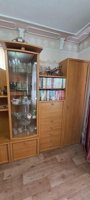 Продам стенку горку.