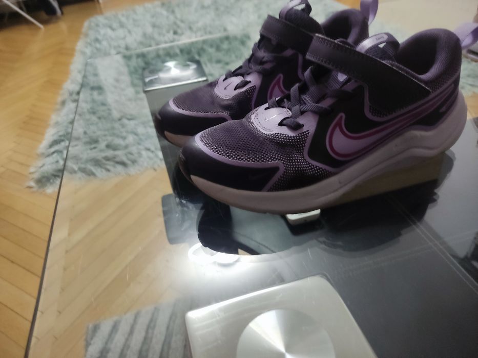 Децки маратонки и сандали