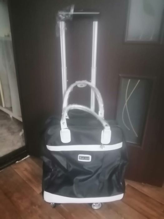 Продам мини-чемодан,сумку дорожную