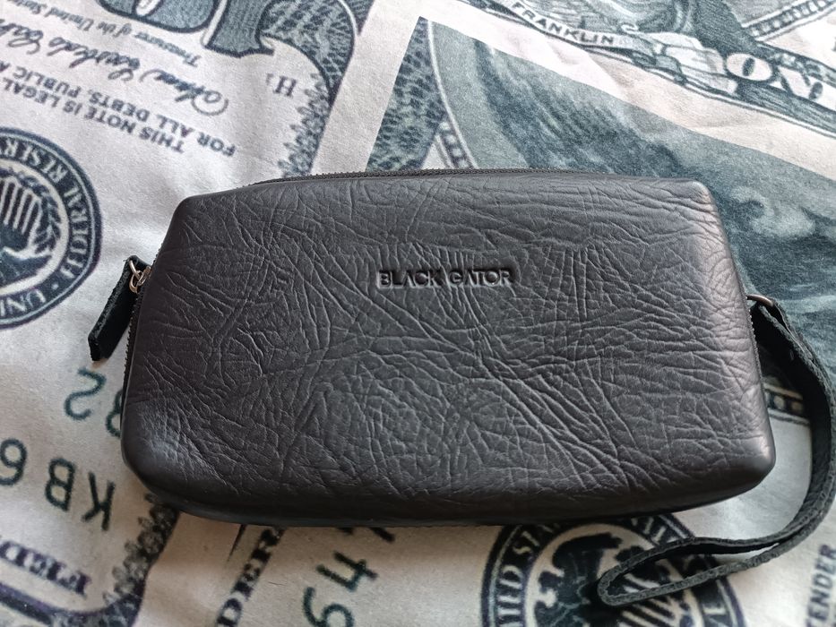 Кожаная барсетка-клатч