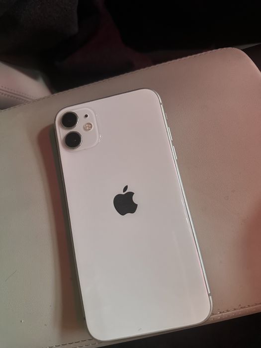 Iphone 11 128gb в хорошем состоянии