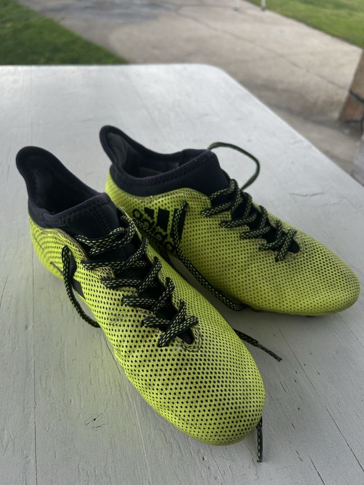 Футболни детски бутонки adidas x techfit 37 1/3 номер