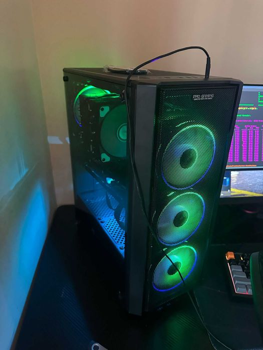 Pc gaming -Ryzen 7-9800X3D- Rtx 5060Ti 16 gb  / 32Gb Ddr5 / nou -garantie