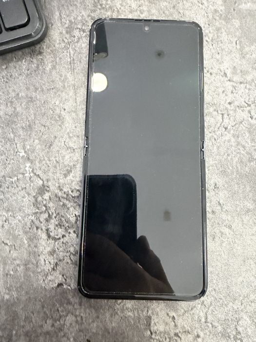 Samsung  Z flip 5 5G  8/256