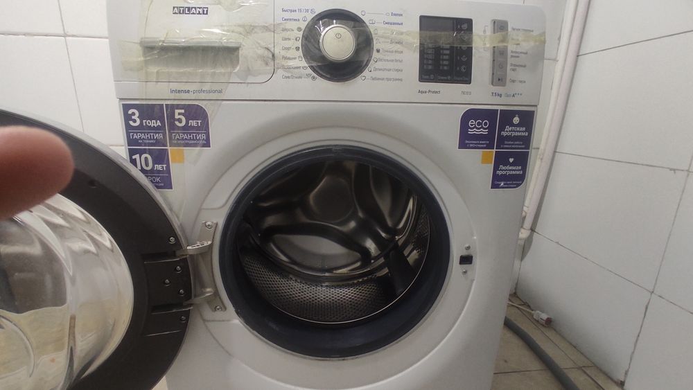 Продаётся стиральная машинка "атлант".