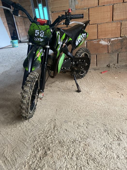 Cross de 49 cc este de copii