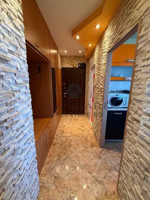 оф.23117 Изцяло обзаведен многостаен/ Център