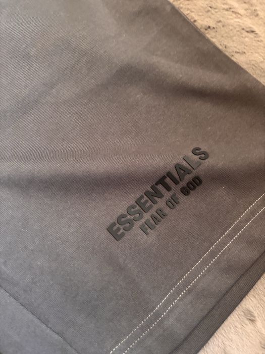 Pantaloni Scurti Essentials