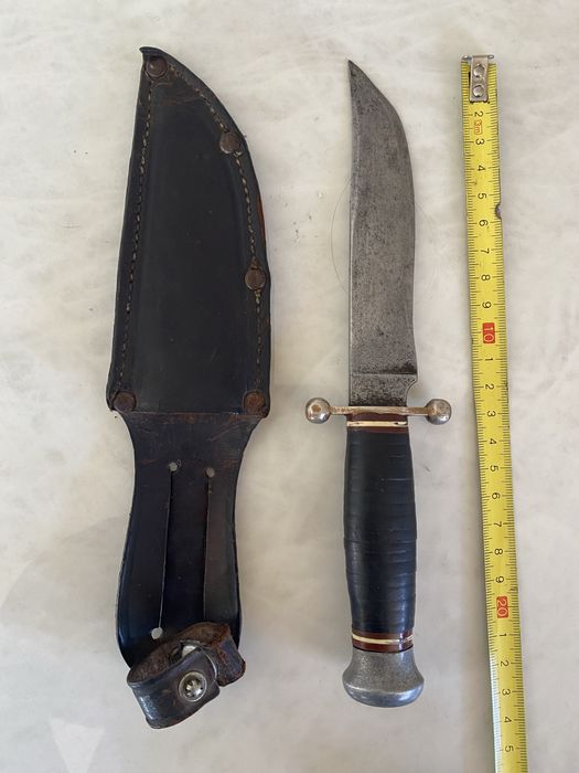 Cutit vanatoare Francez  Tarry Levigne  foarte vechi