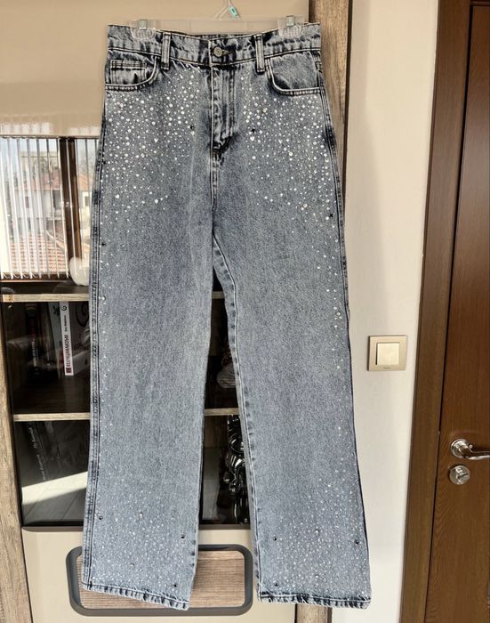 Дънки с камъчета