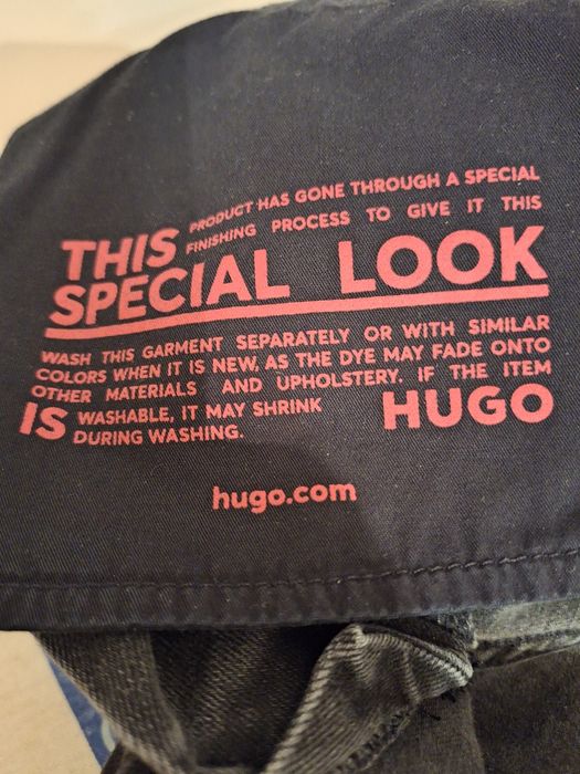 Blugi HUGO ,marimea 48 !!