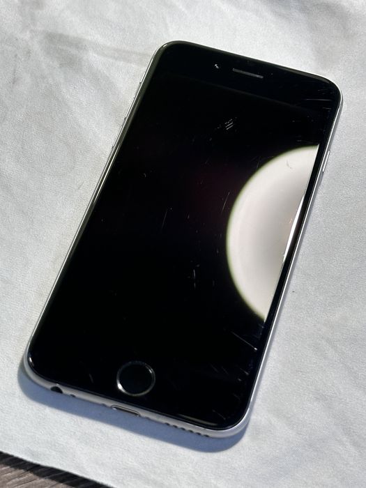 Apple iPhone 6, Space Gray, 16 GB