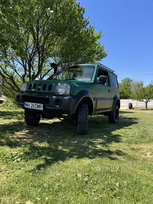 Vând Suzuki Jimny, an 2000, motor 1.3 benzină, 86 CP