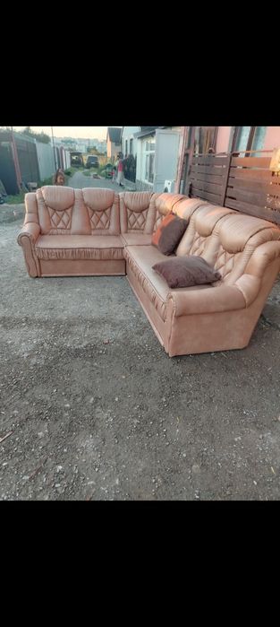 Vănd colțar extensibila în stare foarte bun fără defecte