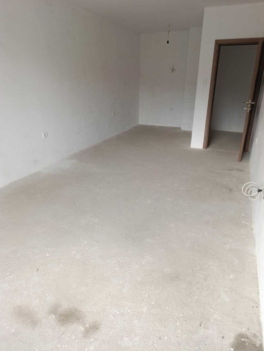 Продава се Двустаен апартамент в Плевен, Широк център - 79 кв.м за 1400 €/кв.м - Снимка #5