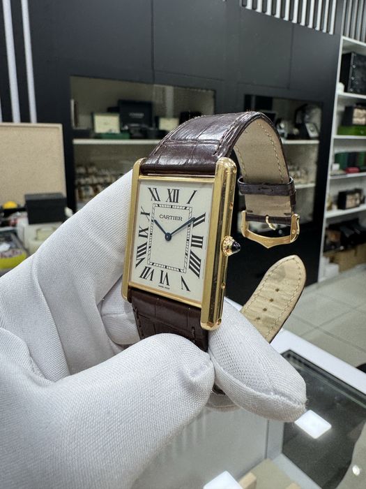 Золотые Часы Cartier Tank Large 18k