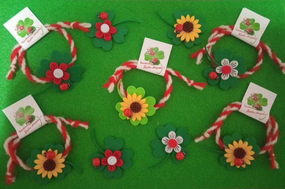 Мартеници ръчна изработка