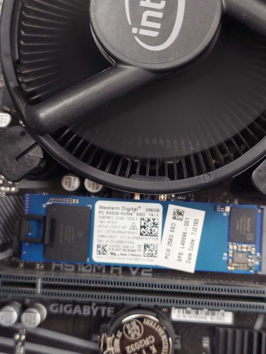 Продам системный блок Core i3 10105