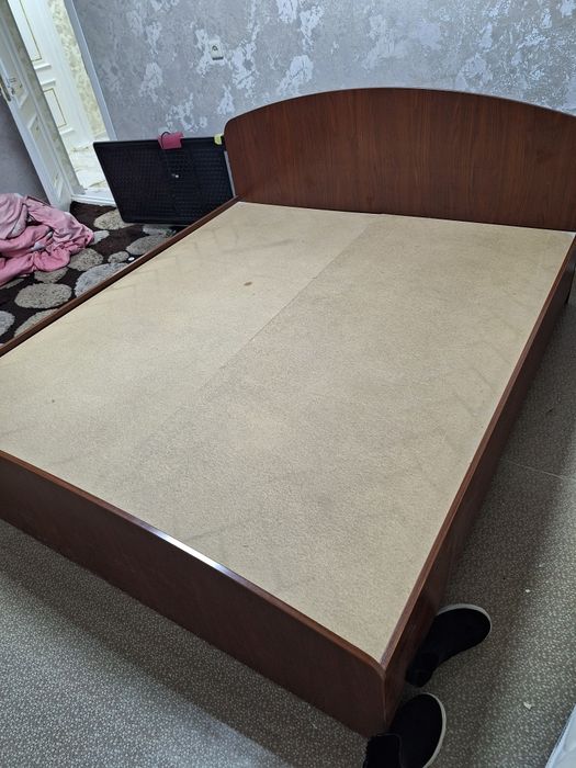 Ajoyib 2 kishilik spalniy , xolati juda yaxshi