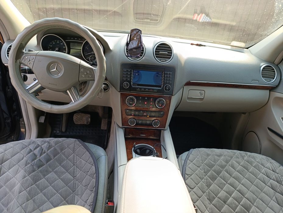 Продам Мерседес Бенц GL450 4 matik