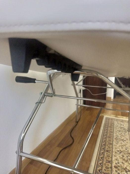 Медицинская кушетка кровать