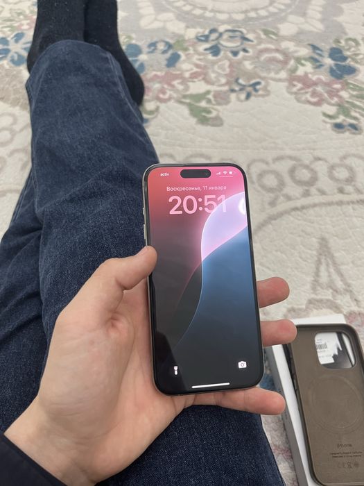Продаю айфон 15 про