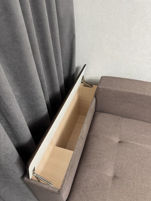 Продам диван б/у