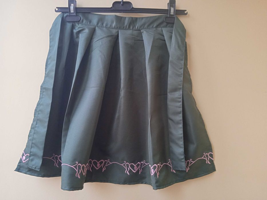 Луксозна дамска престилка (за готвене) - НОВА!