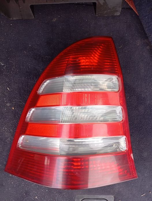 Ляв стоп Mercedes Benz C class W203 Комби