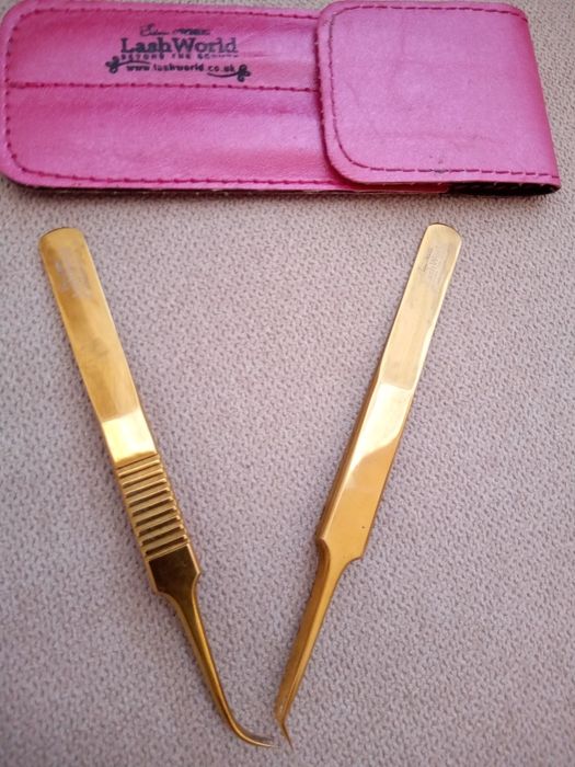 Комплект Мигли автоматични,косъм по косъм ,пинцети и др.