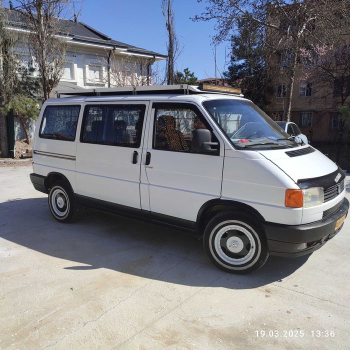 Микроавтобус VOLKSWAGEN T4