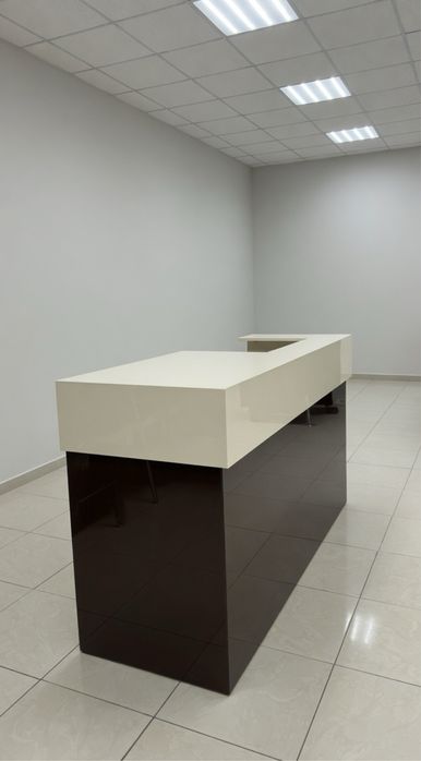 Продам ресепшен б/у