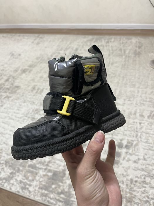 Отдам детскую обувь