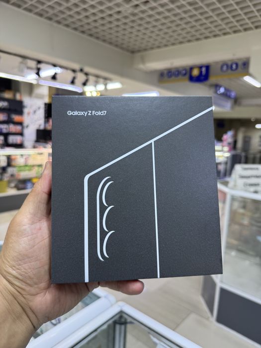 Самсунг Z Fold 7 1тб