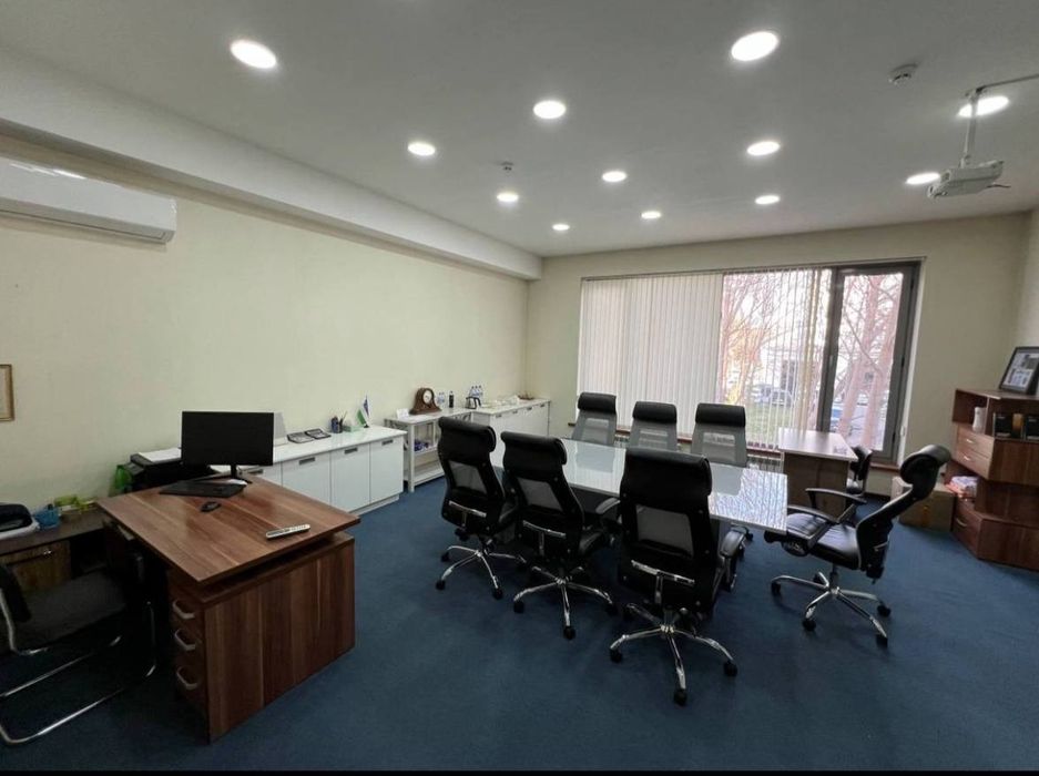 Сдаётся в аренду нежилой помищенияа мирабад глинка
Нежилое помещение
М