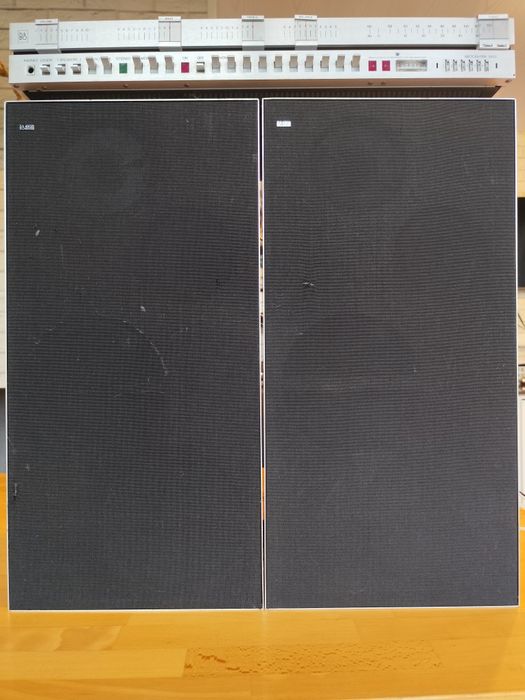 Bang & OLUFSEN - BEOCENTER 3500 + boxe BEOVOX 4802