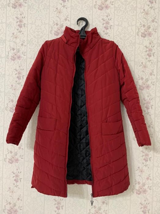 Женский куртка с капюшоном