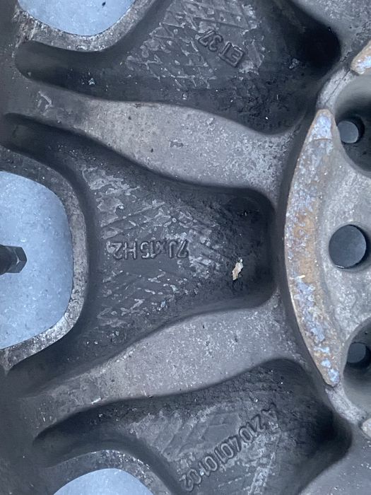 Продам диски с резиной на мерседес