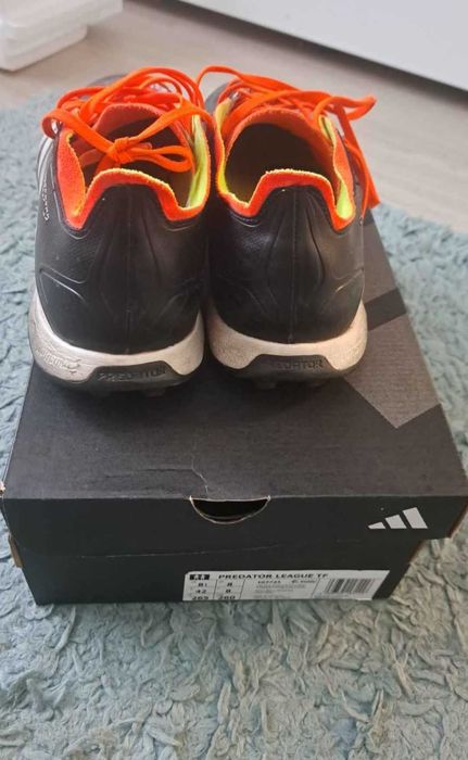 Футболни маратонки Adidas Predator