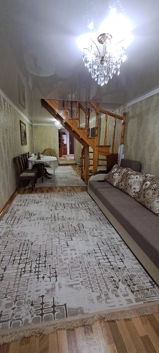 Продам благ квартиру