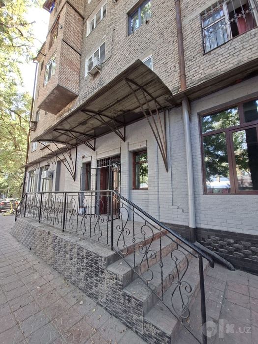 Аренда под Офис Старт Стадион 160м2 2200$