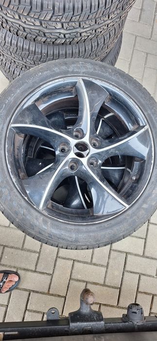 Гуми с джанти 235/45R17